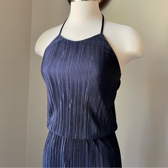 Navy micro pleated jumpsuit with halter top - 19 Cooper - Picture 2 of 12